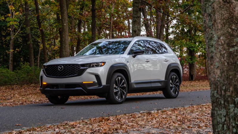 2025 Mazda CX-50 Hybrid Review: This Isn’t Fun Anymore
