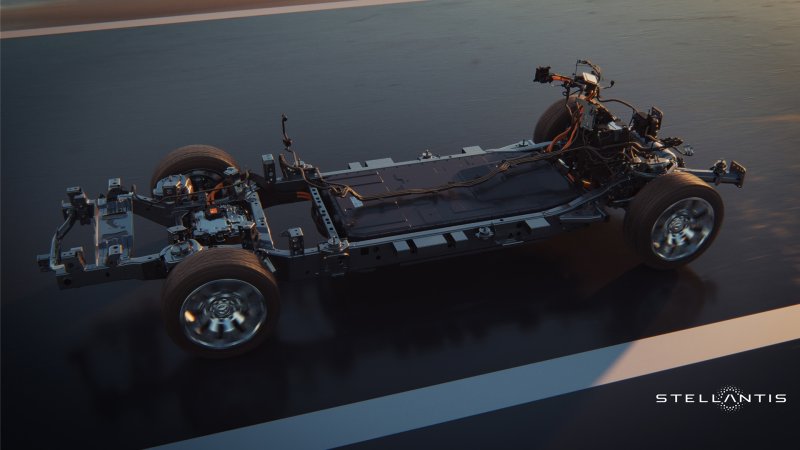 Stellantis Will Go Hard on Gas Range Extenders in EVs With STLA Frame Platform
